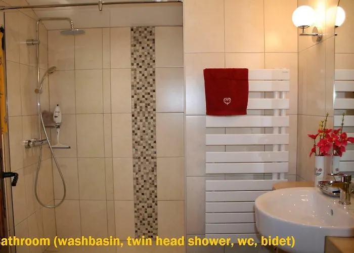 Hillside Park Dordogne